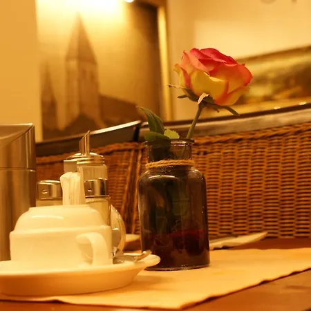 Hotel Stadt 3*