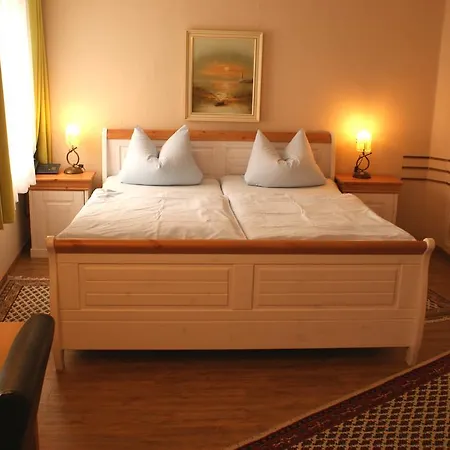 Hotel Stadt 3*
